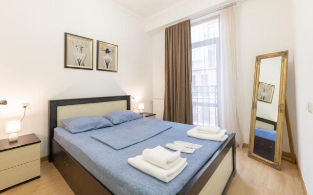 Best Location Apartment in Old Tbilisi