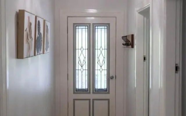 Airlie Beach Eco Cabins - Adults only