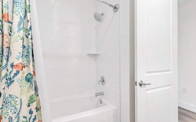 The Harbor Condo 308 - Premier