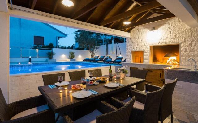 Guest House Bona Dea - Trogir Area