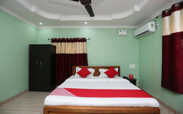 Golden Villa Guest House By OYO Rooms