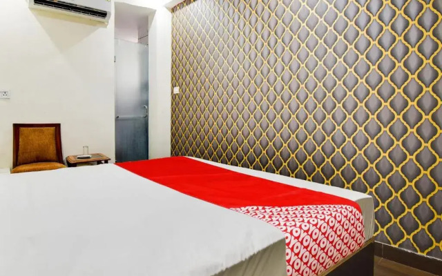 Hotel Double R