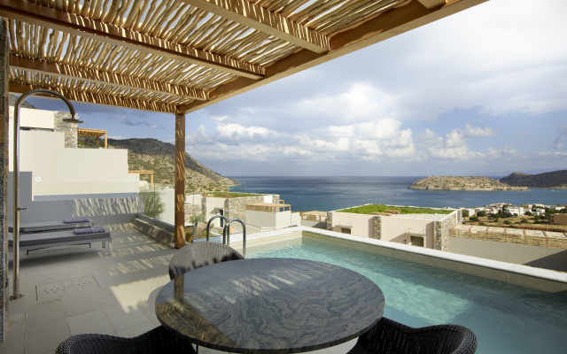 Cayo Exclusive Resort & Spa