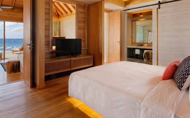 Emerald Faarufushi Resort & Spa