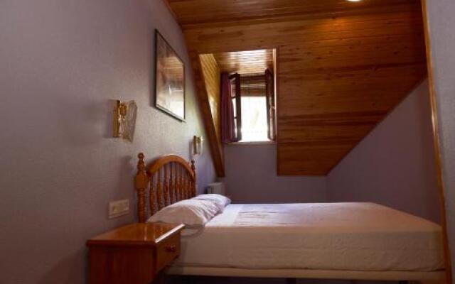 Hostal Marbore