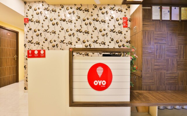 OYO 12369 Western Inn