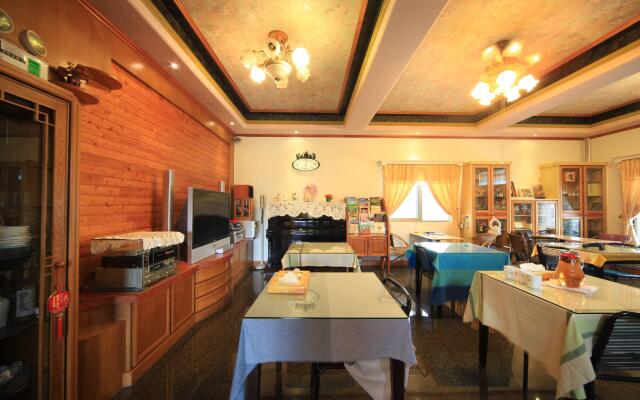 Rainbow Garden B&B