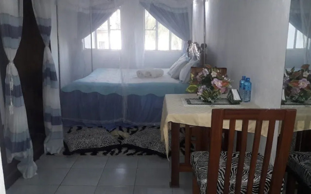 The White Resort Athiriver