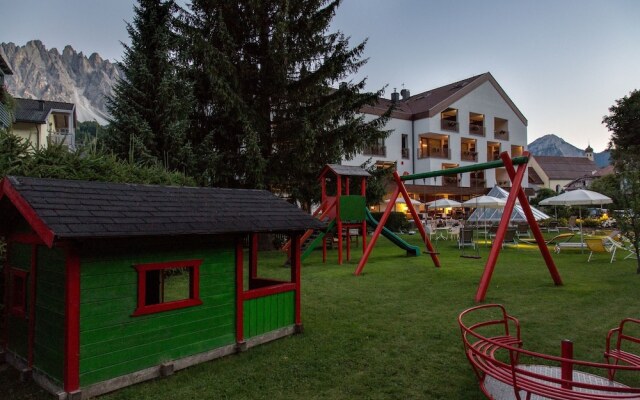 Sporthotel Tyrol