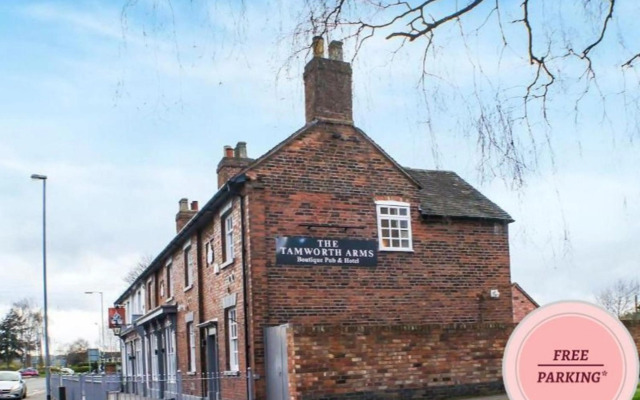 OYO Tamworth Arms Boutique Pub & Hotel