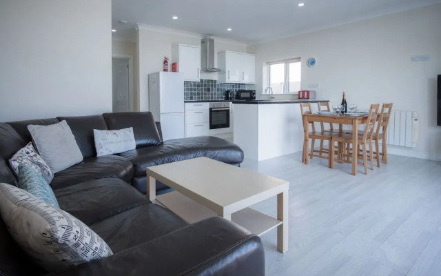 Seafarer - 2 Bedroom Apartment - Pendine