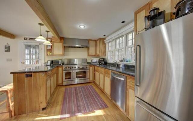 Moscow 1800's Farmhouse