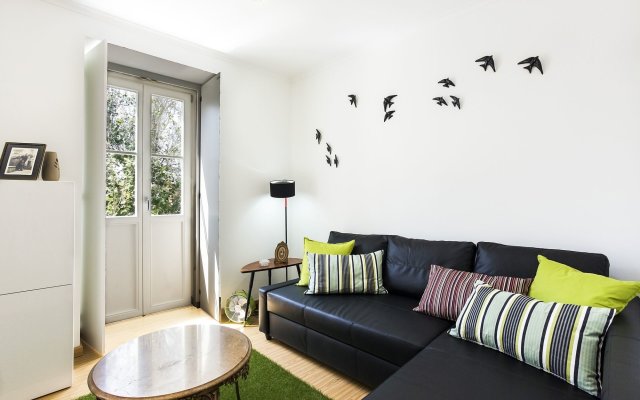 Trigueiros Downtown Apartment by Whome
