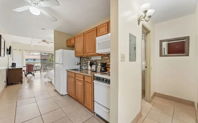 Kihei Bay Surf B212 by Maui Rental Group