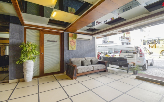 Fabhotel Castle Rock