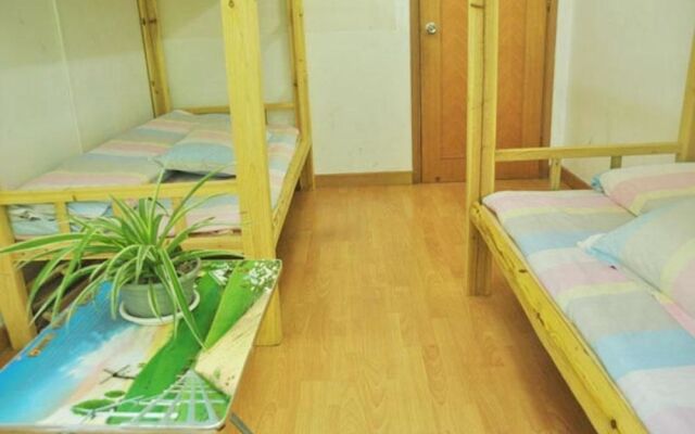 Guangzhou Pinyan Youth Hostel