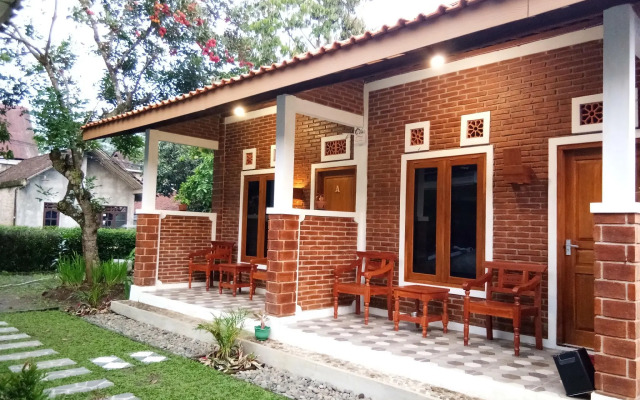 Genthong Homestay - Hostel