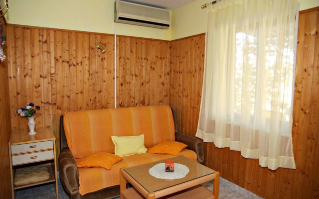 Nikola - 200 m From Beach - A2