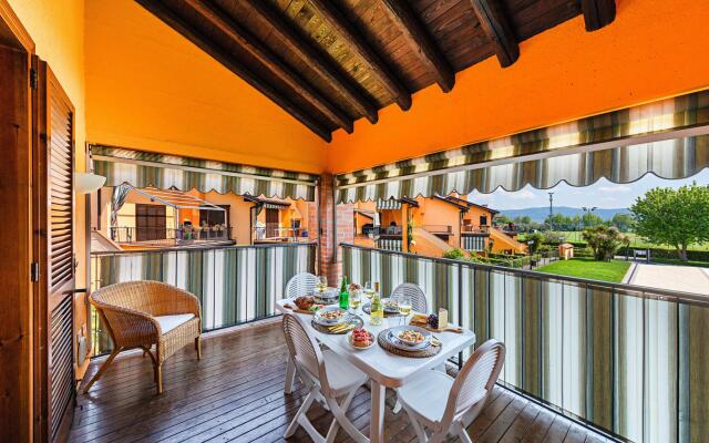 I Girasoli C14 Apartment by Wonderful Italy