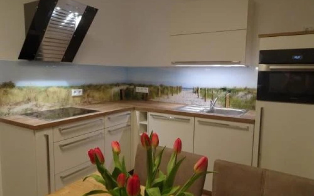 Rosenberg 13 Wohnung 1d DG re