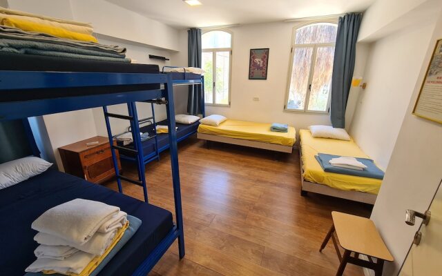 Haifa Hostel