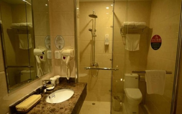 GreenTree Inn Lianyungang Ganyu South Station Express Hotel