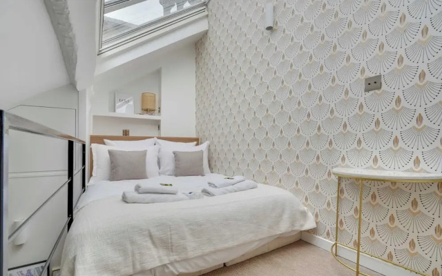 Amazing Historical Parisien Loft Next TO Louvre Area ! - 4