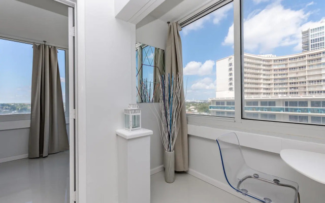 Ocean Manor Beach Hotel