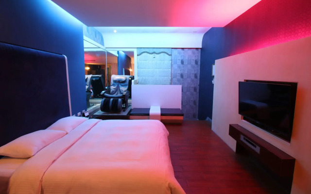 Shinyseasons Motel