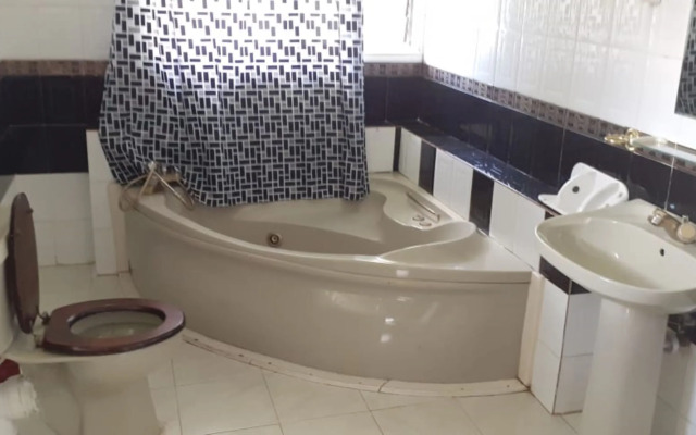 Sosiani Breeze Resort