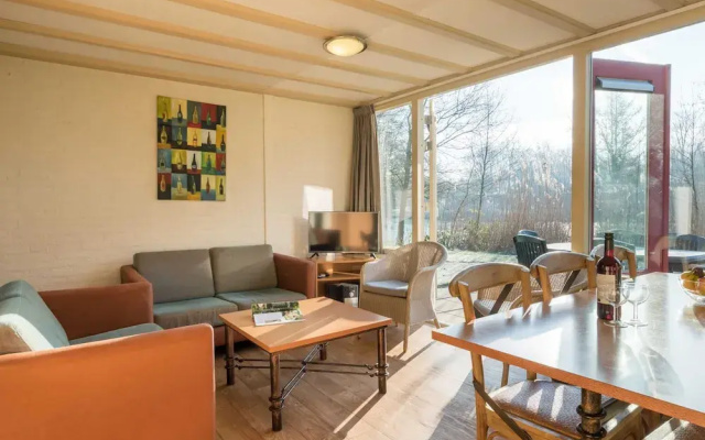 Bungalow in Green Haven of the Netherlands