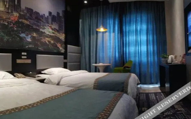 Super 8 Hotel (Dengzhou Fairview Garden Hospital of Traditional Chinese Medicine)