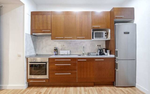 Lovely 1bed Apt W/balcony in Eixample