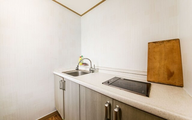 Buan Gyeokpo Chaeseok Resotel Oakville