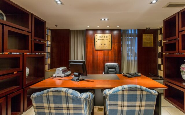 King Wing Hot Spring International Hotel