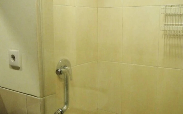 Apatel Apartment Mangga Dua Lt 11