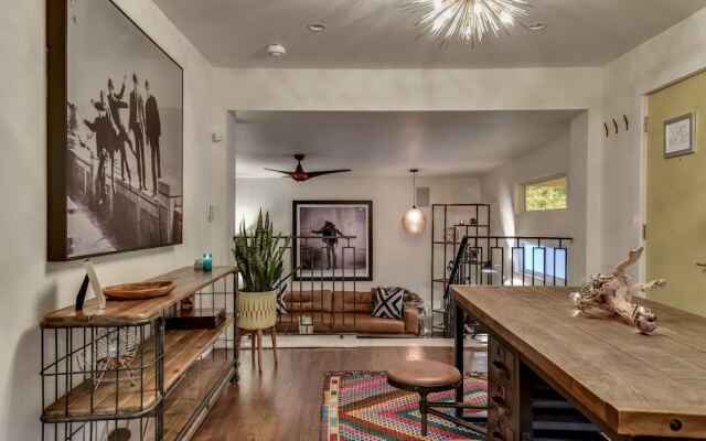 The Eastside Lodge Austin