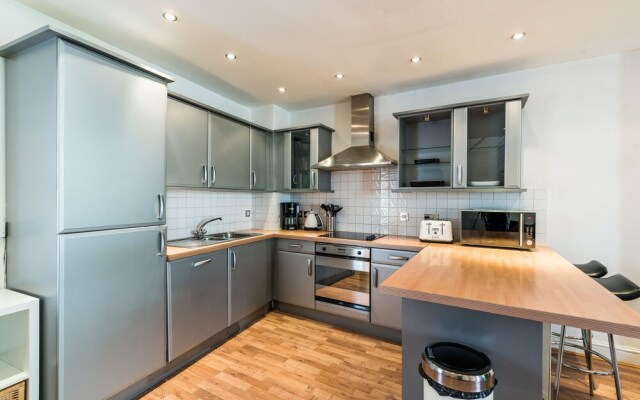 Covent Garden Apartments by Allo Maisons