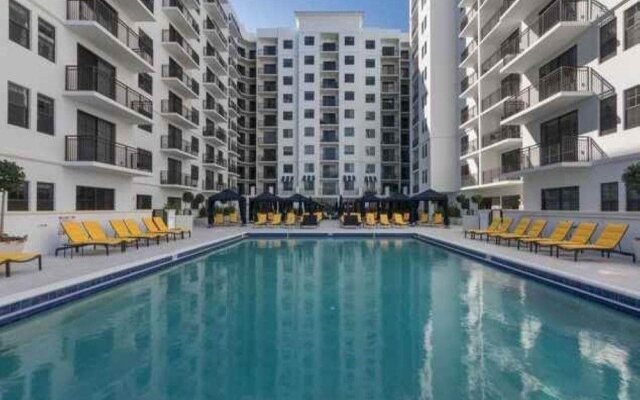 Global Luxury Suites in Boca Raton