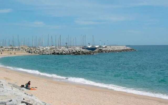 Cozy Apartment in Sant Vicenç de Montalt With Swimming Pool