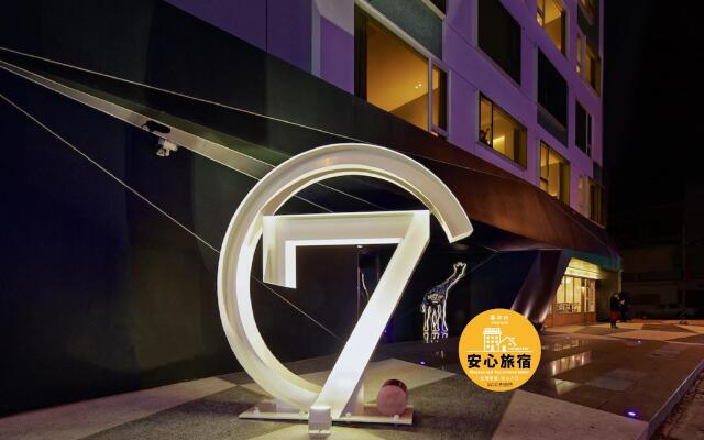 Hotel 7 Taichung