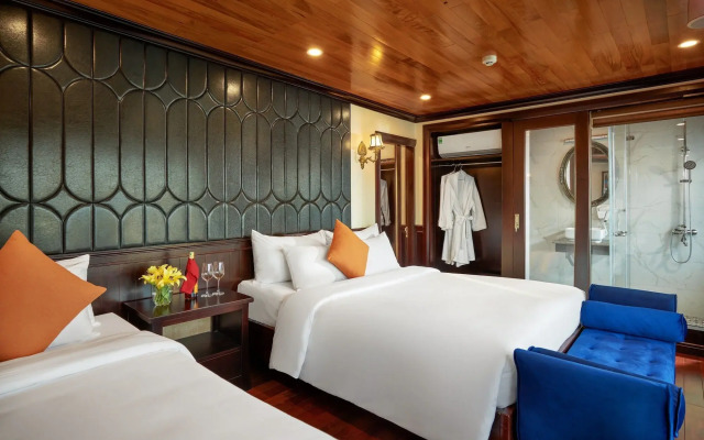 Lan Ha Legend Cruise