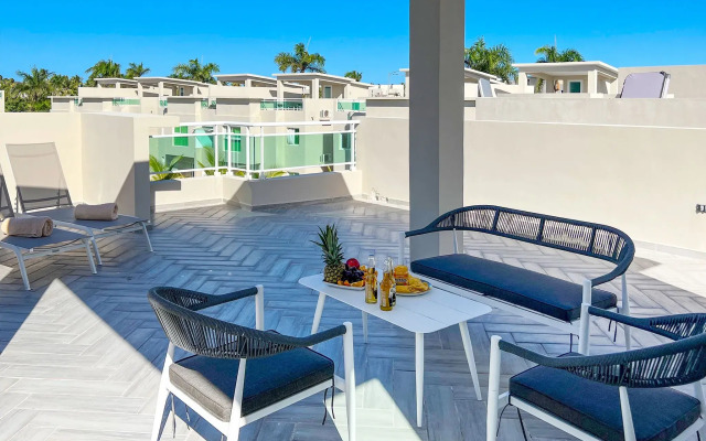 Playa Palmera Beach Resort