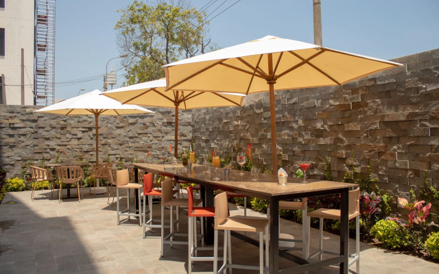 Hotel Estelar San Isidro