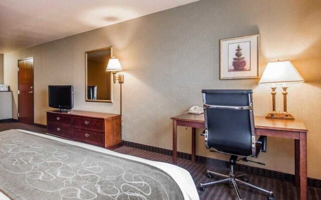 Comfort Suites Foxfire