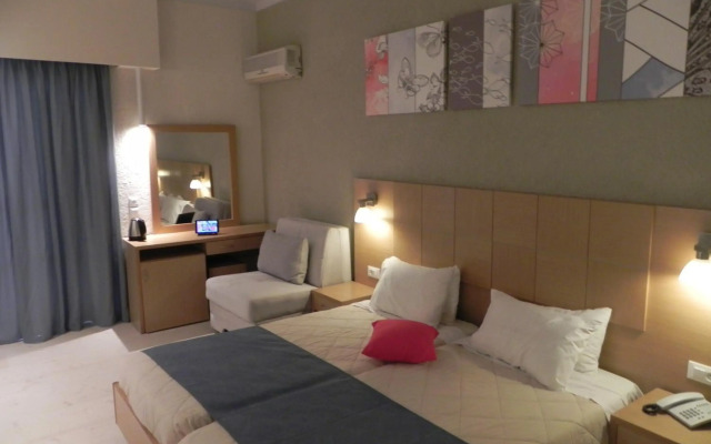 Hotel Cooee Albatros