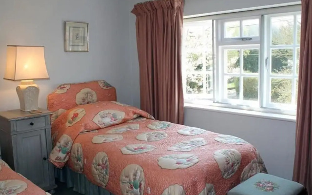 Winterbourne Cottage, Salisbury