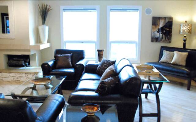 Corporate Suites of Calgary - Rosewood Estates