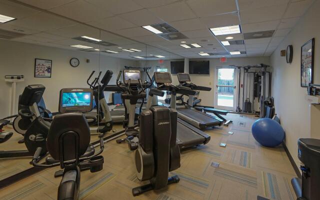 Holiday Inn Express and Suites Savannah - Midtown by IHG