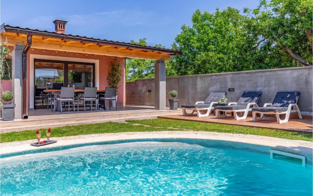 Holiday home Biskupija bb Cr